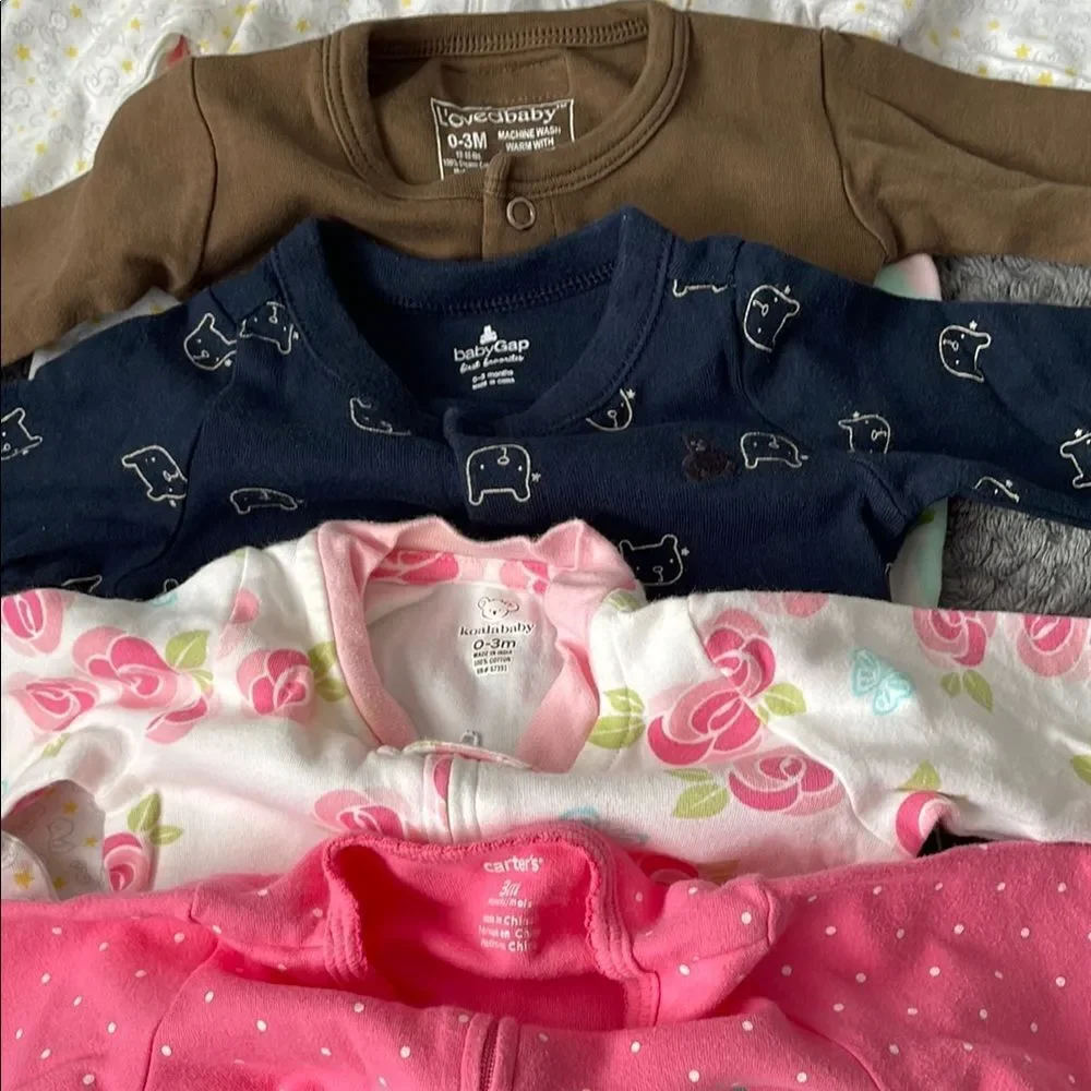 ❤️Carter's Baby Gap Onesie Pajamas Set with Floral and Polka Designs 0-3months